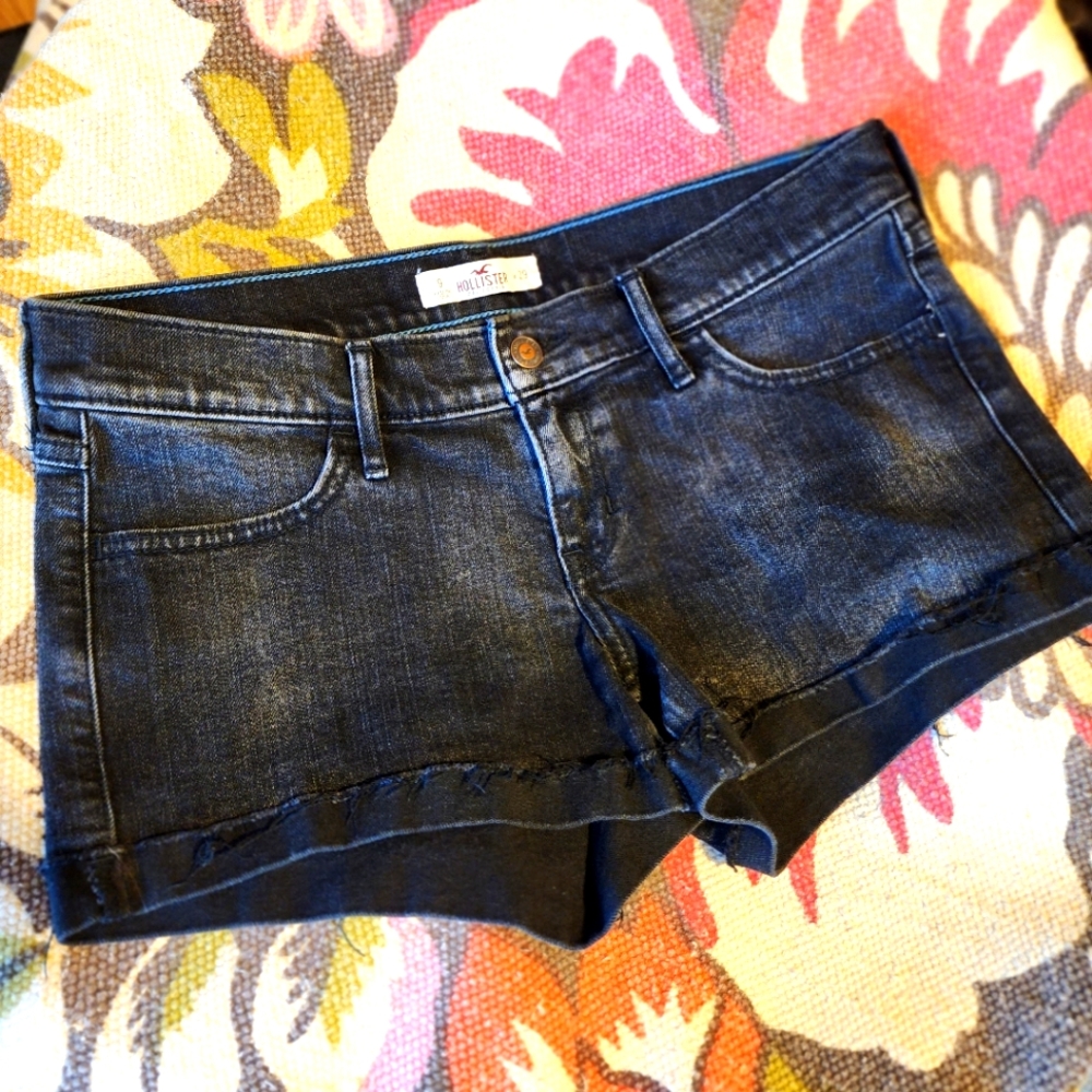 SOLD Hollister Black Denim Shorts 9